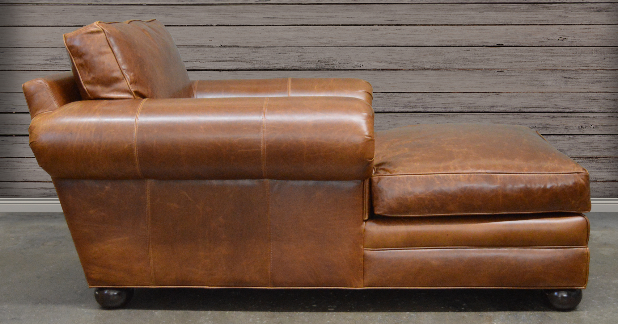 Langston Leather Chaise in Italian Brompton Classic Vintage